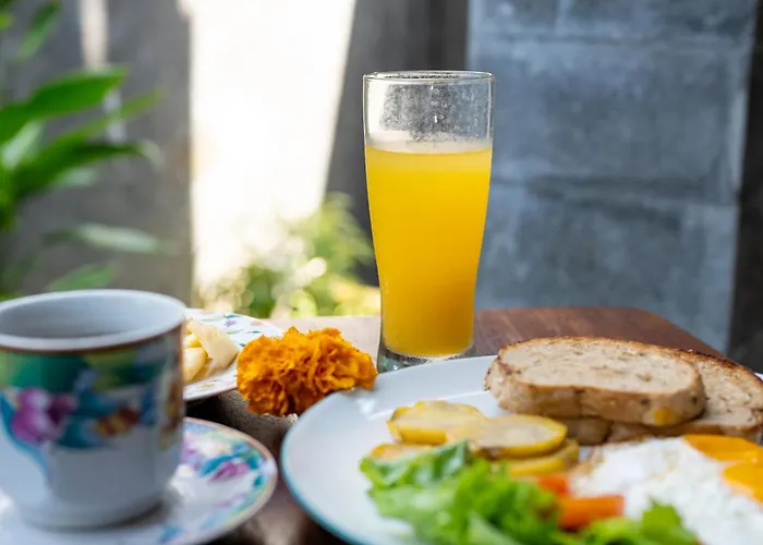 Bed & Breakfast Araya 3*