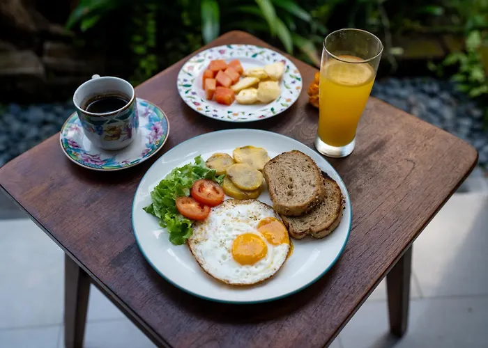Bed & Breakfast Araya 3*